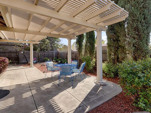 3rd image of 10792 Bellone Way