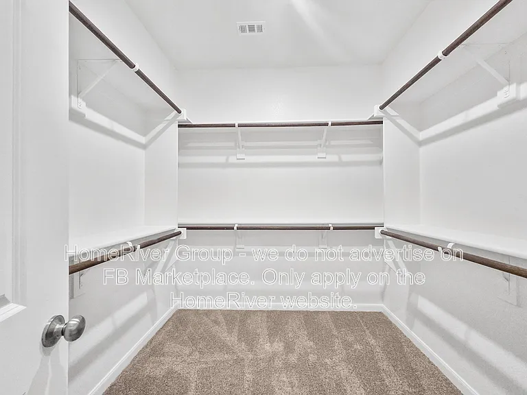613 Jameson St — Photo 10