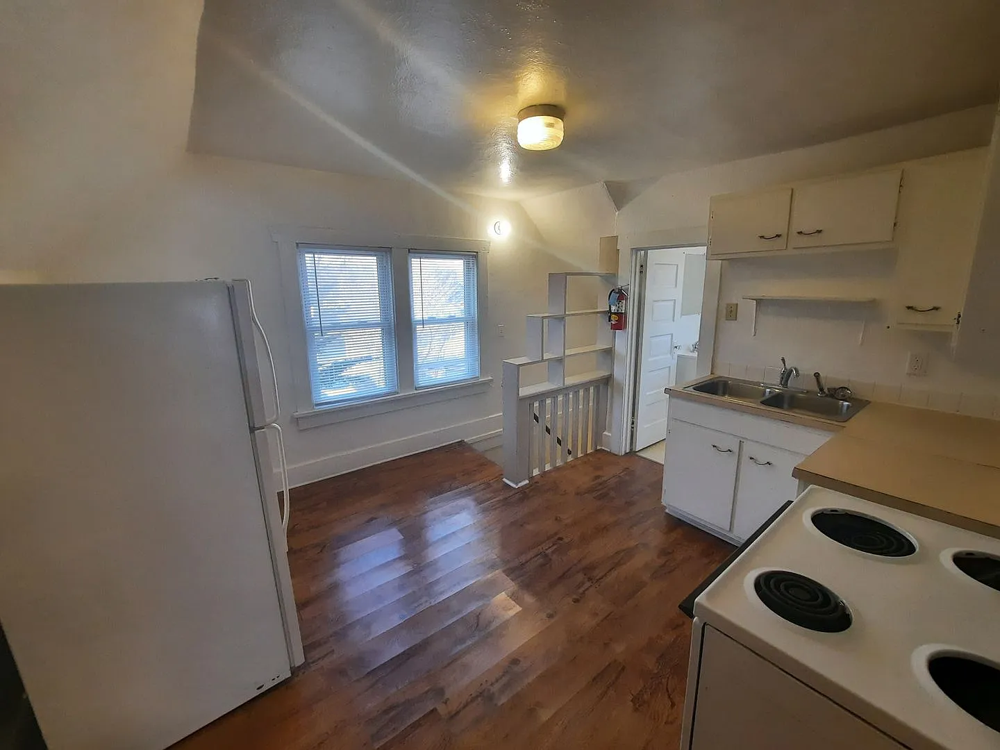 2136 Lyon Street — Photo 4