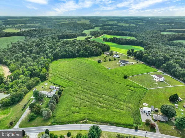 4192 Evergreen Rd, Felton, PA 17322