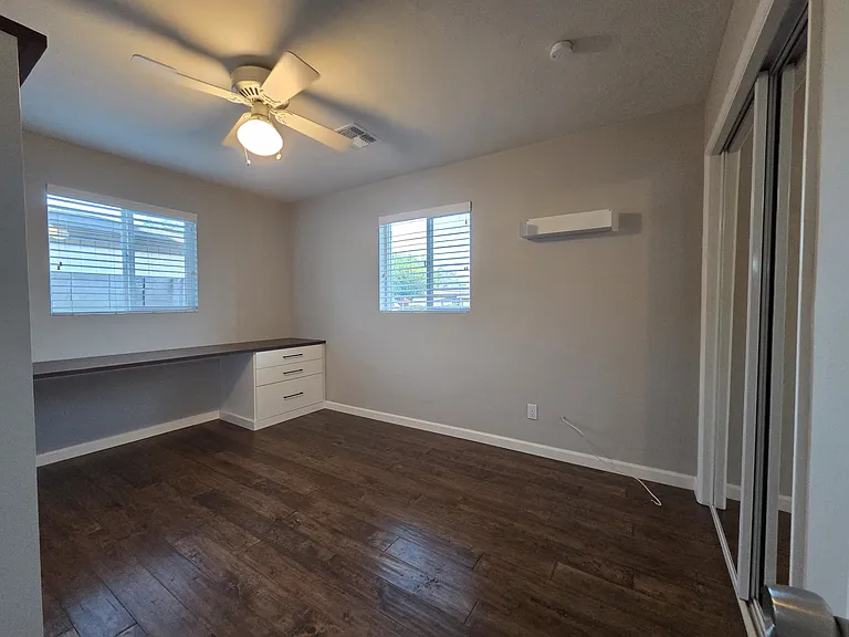 4242 E Montecito Ave — Photo 17