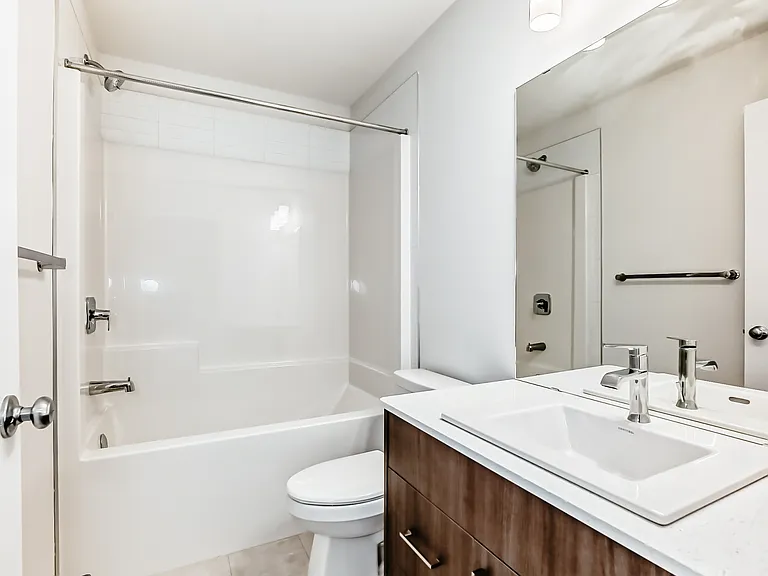 144 Chappelle Dr SW — Photo 35