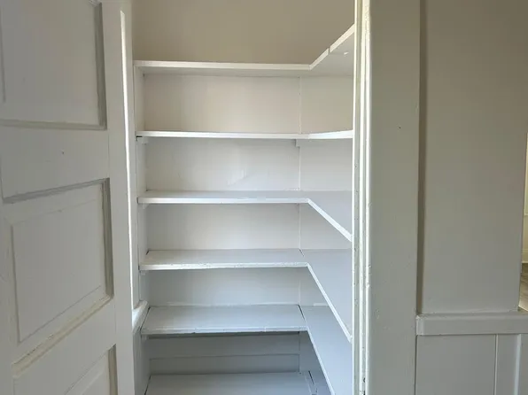 1315 Van Cortland St Floor 1, Schenectady, NY 12303