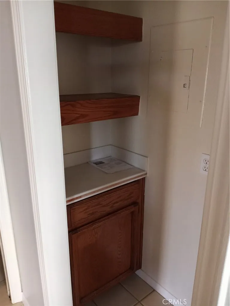 2 bed, 2.5 bath, 1253 sqft, $3,200 — Photo 4