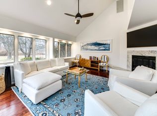 6 Martingale Ct, East Hampton, NY 11937