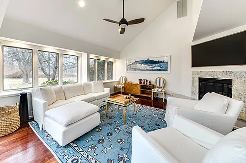 6 Martindale Ct Photo 1