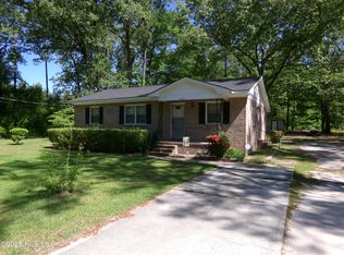 22701 Old Lumberton Rd, Maxton, NC 28364