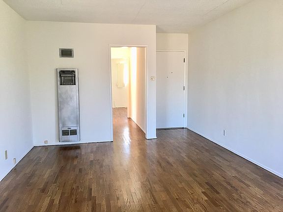 5th image of 5710 Sawtelle Blvd