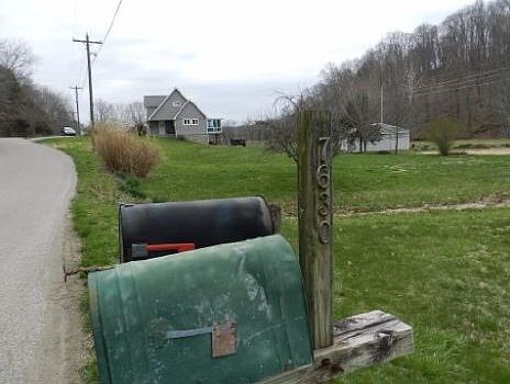 2nd image of 7630 N Fox Hollow Rd