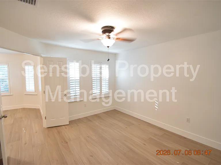 1138 Shipwatch Cir — Photo 32