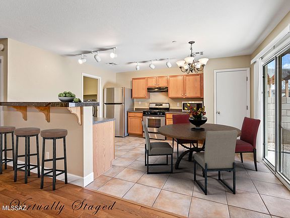4th image of 8459 N Placita De La Manzana