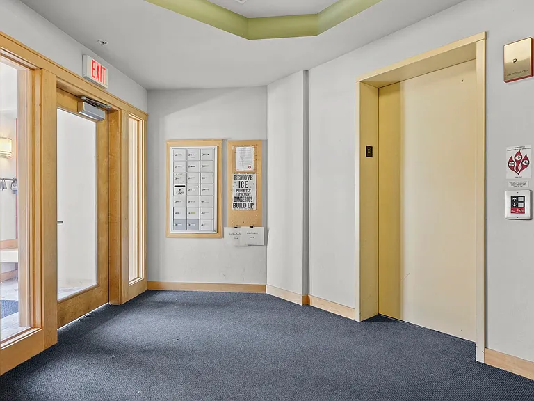 1037 Williamson St #107 — Photo 32