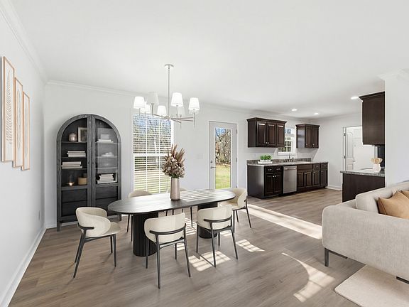 3rd image of 217 Spring Breeze Dr