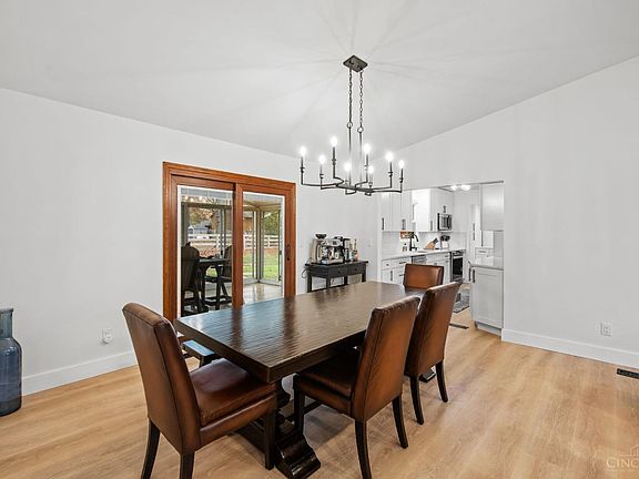 5th image of 1553 Orchard Valley Dr