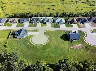 2800 Corporal Pl, Springfield, IL 62711