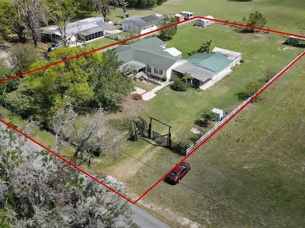 3550 Coats Rd, Zephyrhills, FL 33541