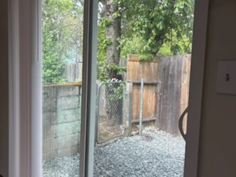 R1257 SW Plummer Ave — Photo 25