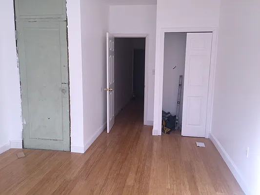 Rented by The Ave Agency, LLC | media 9