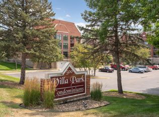 500 County Road B Rd W #310, Roseville, MN 55113