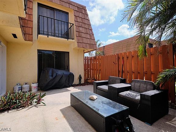 4th image of 1727 Park Meadows Dr APT 3