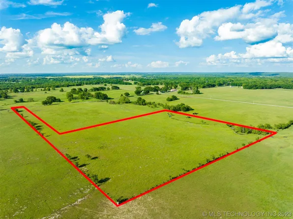9 E 430th Rd, Adair, OK 74330