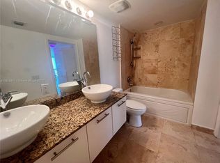 41 SE 5th St, Miami, FL 33131