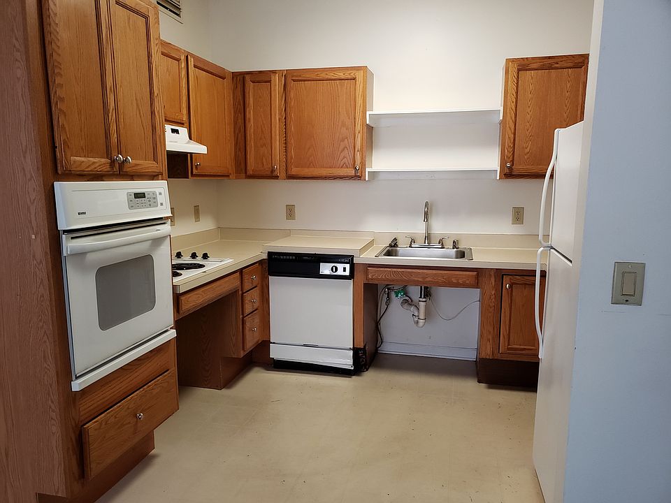 1st image of 2016 Lafayette Blvd APT 2