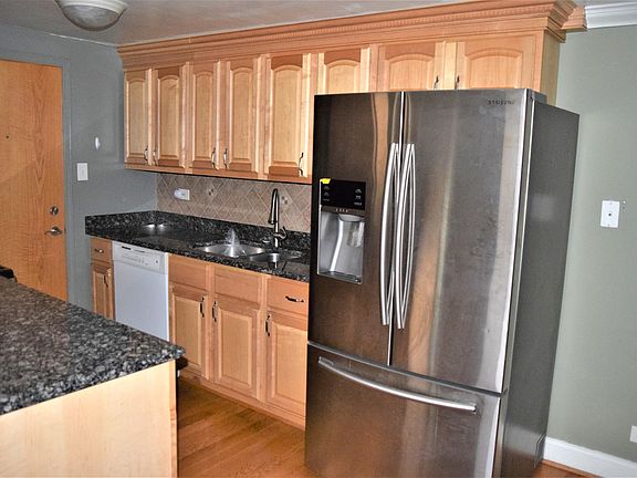 5th image of 9635 Brandy Ct APT 11