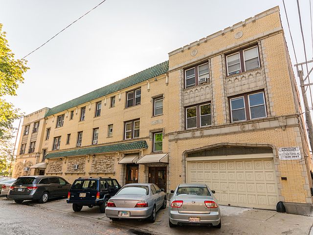 1st image of 4008 N Avers Ave #3S
