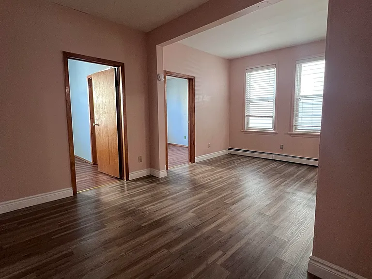 407 Kennedy Blvd #1R — Photo 5