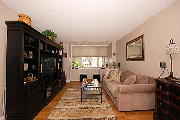 Sold by NextStopNY | media 2