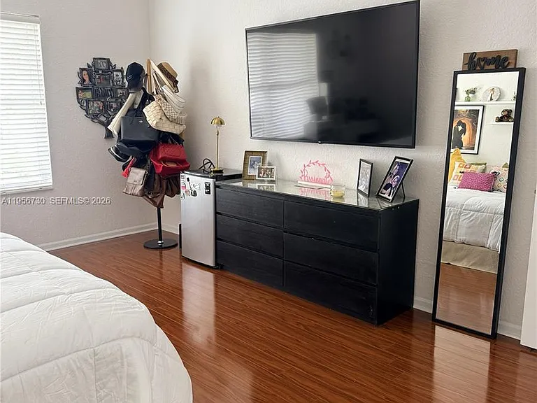 10390 Utopia Cir E — Photo 17