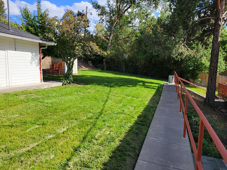 2036 Leroy St #12 — Photo 6