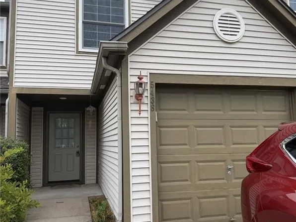 5438 N Fairmount Ave, Kansas City, MO 64118