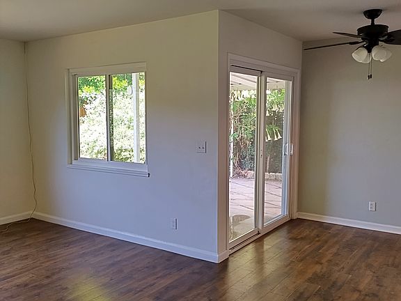 4th image of 2558 Borton Dr