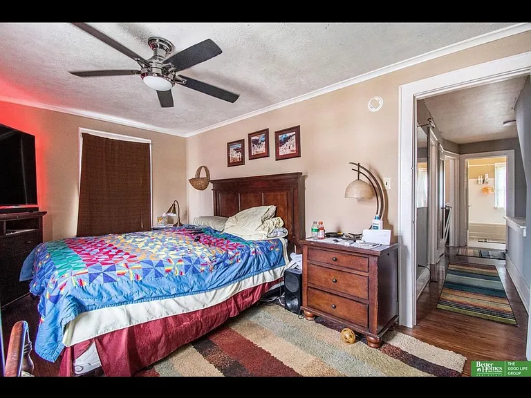 1102 S 35th Ave — Photo 5