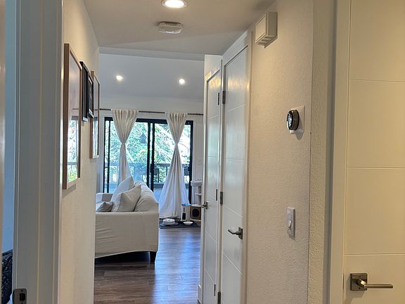 4th image of 1870 Huxley Ct