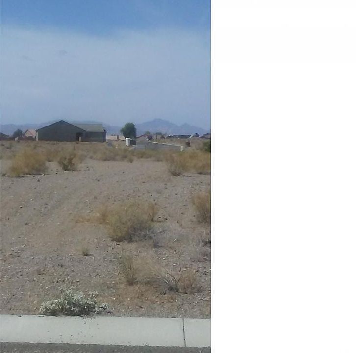1st image of 2309 E Pawnee Trl