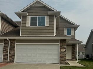 8979 Buckshot Rd, Lincoln, NE 68507