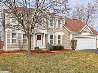 222 Conestoga Trl, Cary, IL 60013