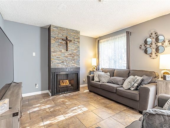 3rd image of 12351 Osborne St Unit 25