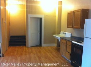 3 Depot Ave, Windsor, VT 05089