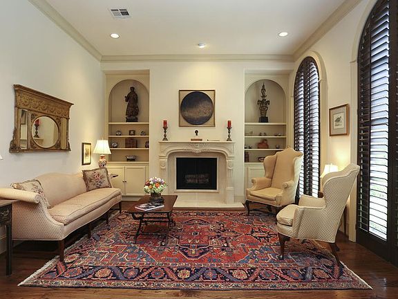 FORMAL LIVING ROOM