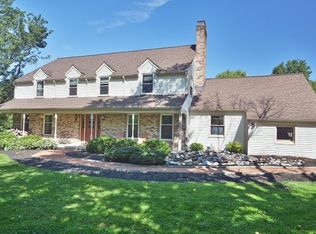 1 Chrystal Dr, Lebanon, NJ 08833