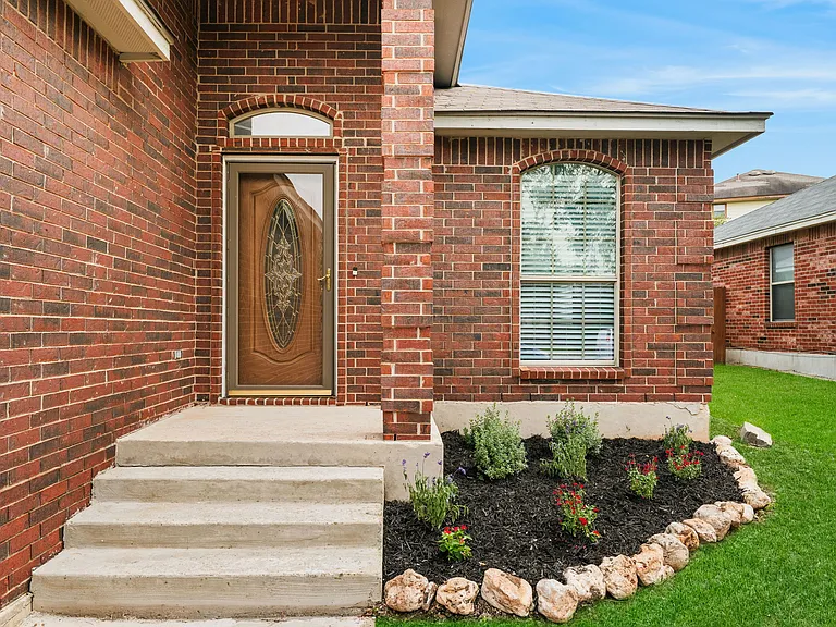 6726 Raintree Path — Photo 3