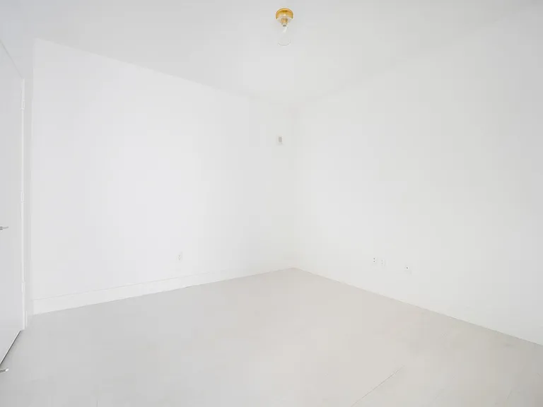 2900 NE 7th Ave #304 — Photo 13