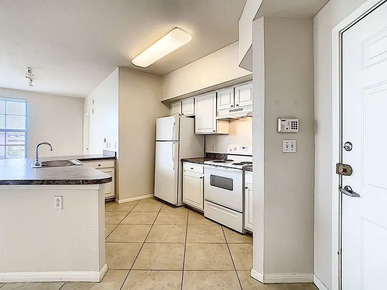 911 N Orange Ave #441 — Photo 12