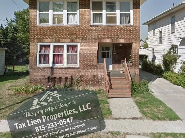1108 S State Ave, Freeport, IL 61032
