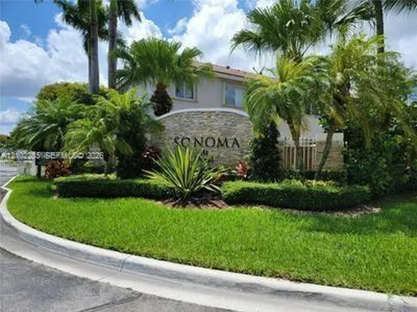 11352 NW 56th St, Doral, FL 33178