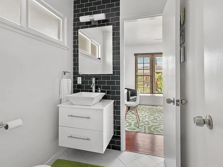 12203 Everglade St — Photo 16